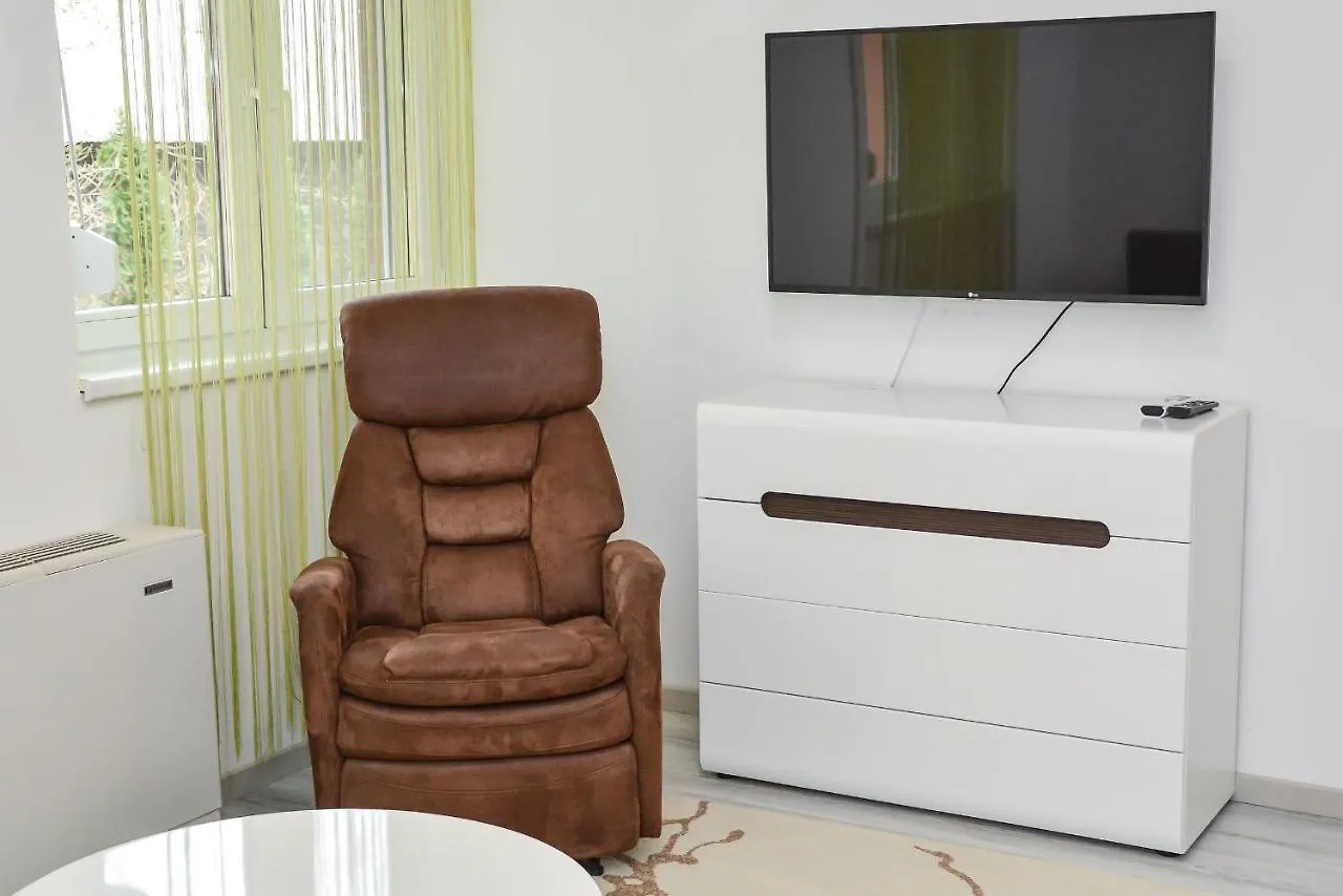 Heli Apartman Hajdúszoboszló 0*,