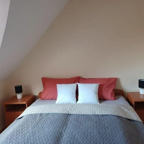Heli Apartman Hajdúszoboszló 0*,