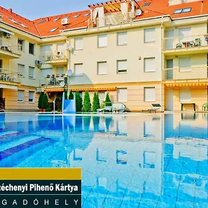 Oazis Wellness Apartman2 Aparthotel