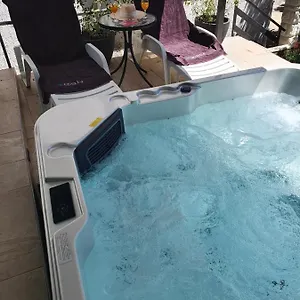 Dora , Crikvenica Horvátország