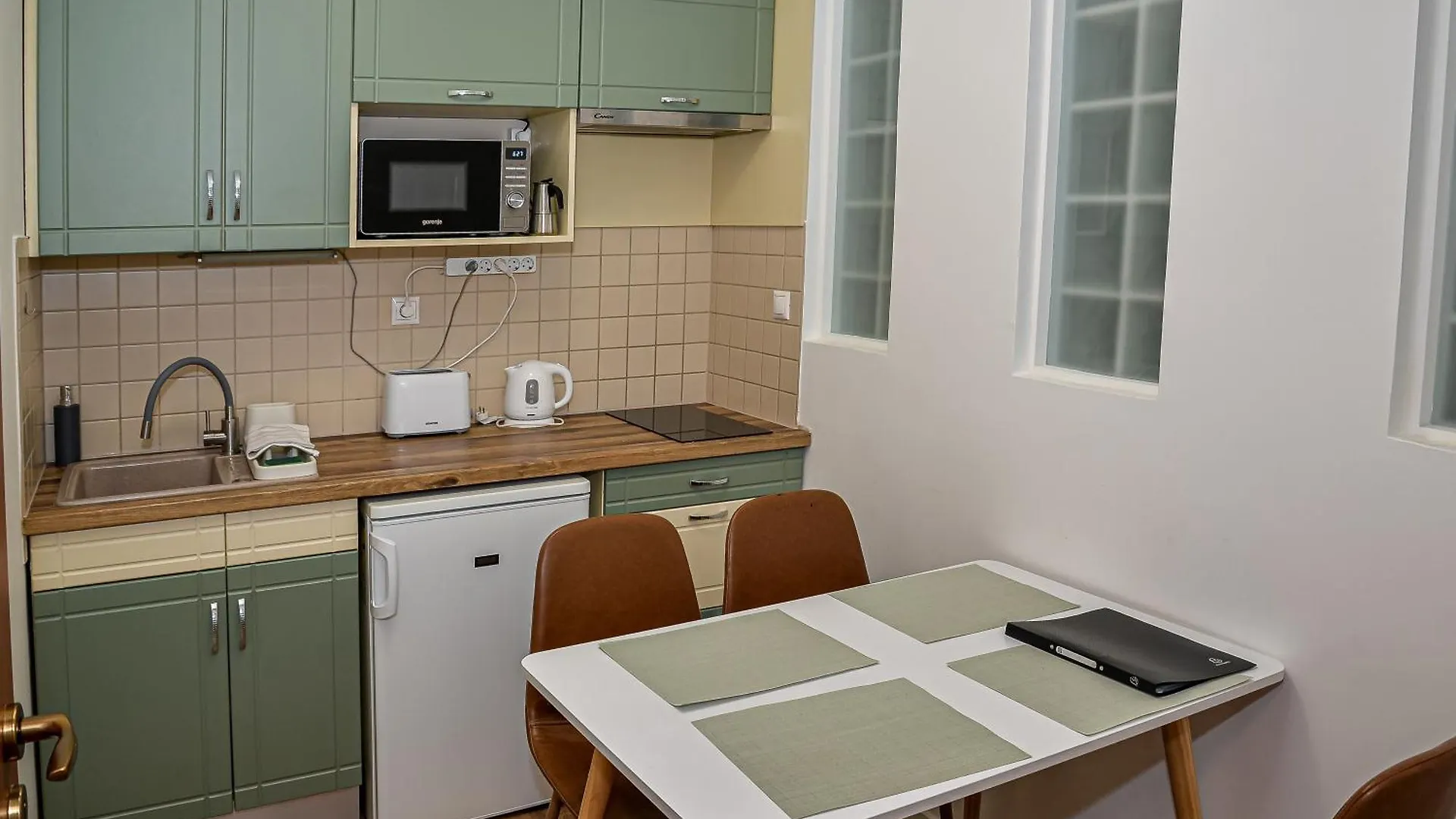 Апартаменты Heli Apartman Хайдусобосло