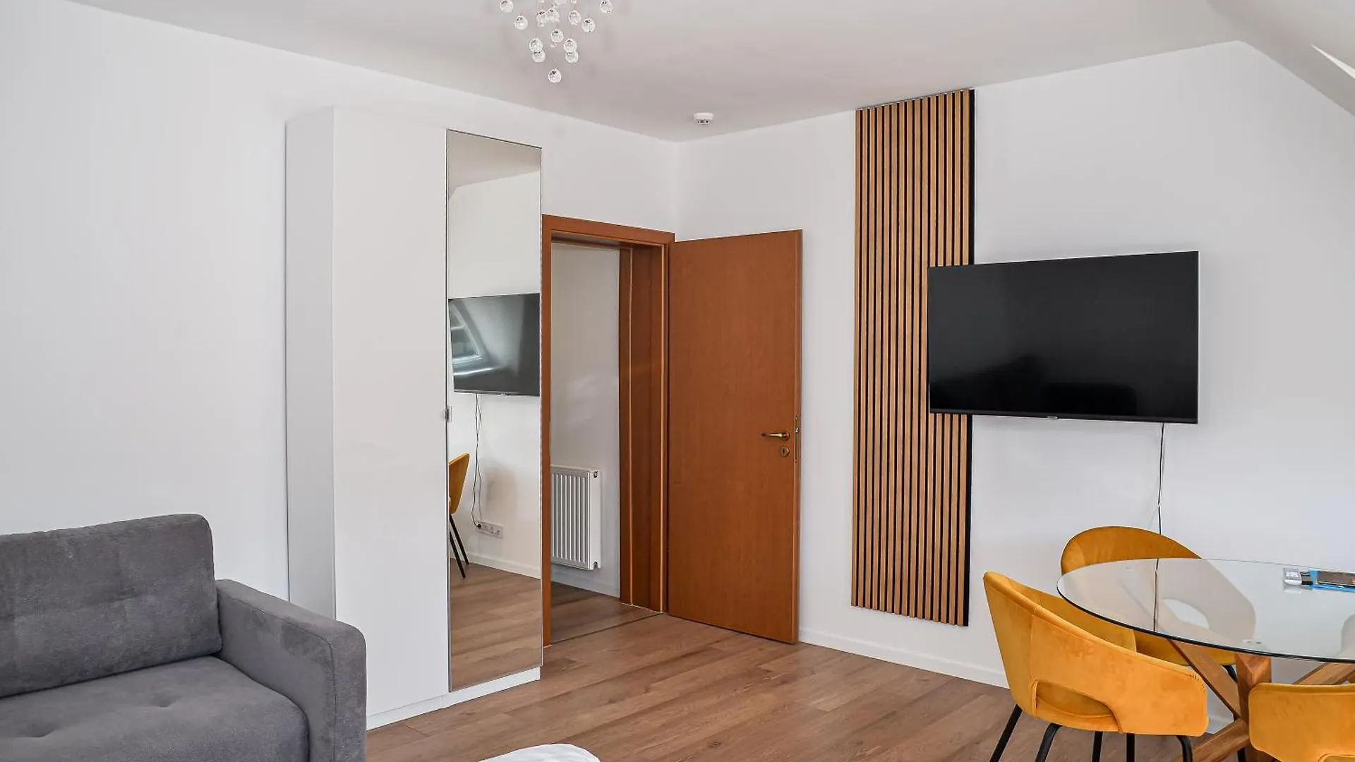 Апартаменты Heli Apartman Хайдусобосло Венгрия